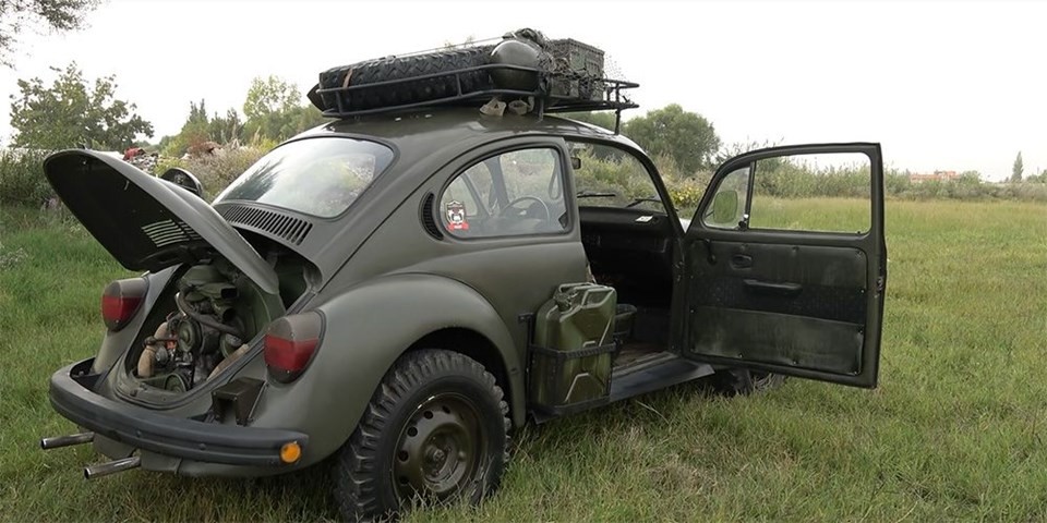 Hitler'in savaş otomobilini yeniden topladı