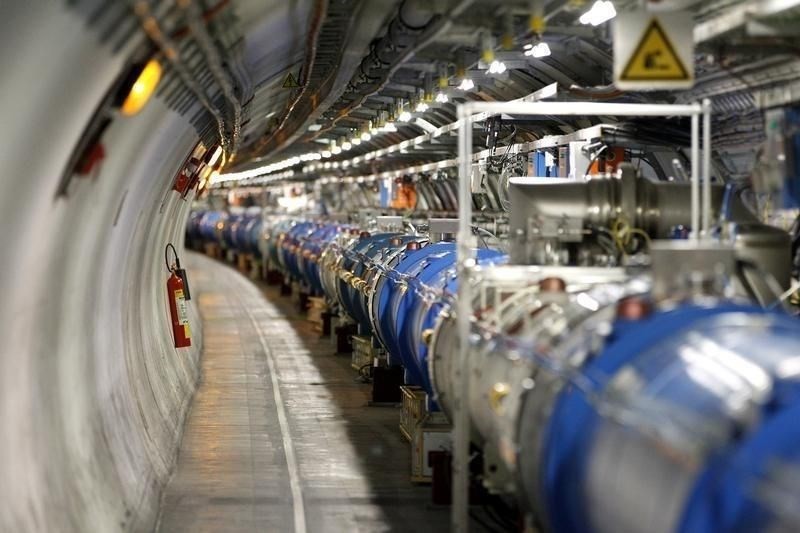 Tanrı Parçacığı deneyi! Elon Musk'tan 'CERN' açıklaması 