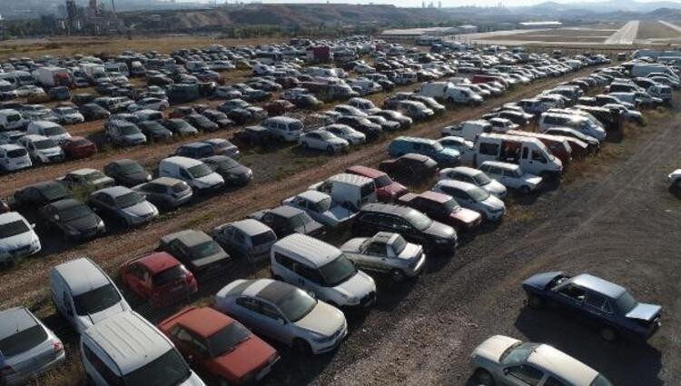 Yüzlerce araç hurdaya döndü! Satılamıyor